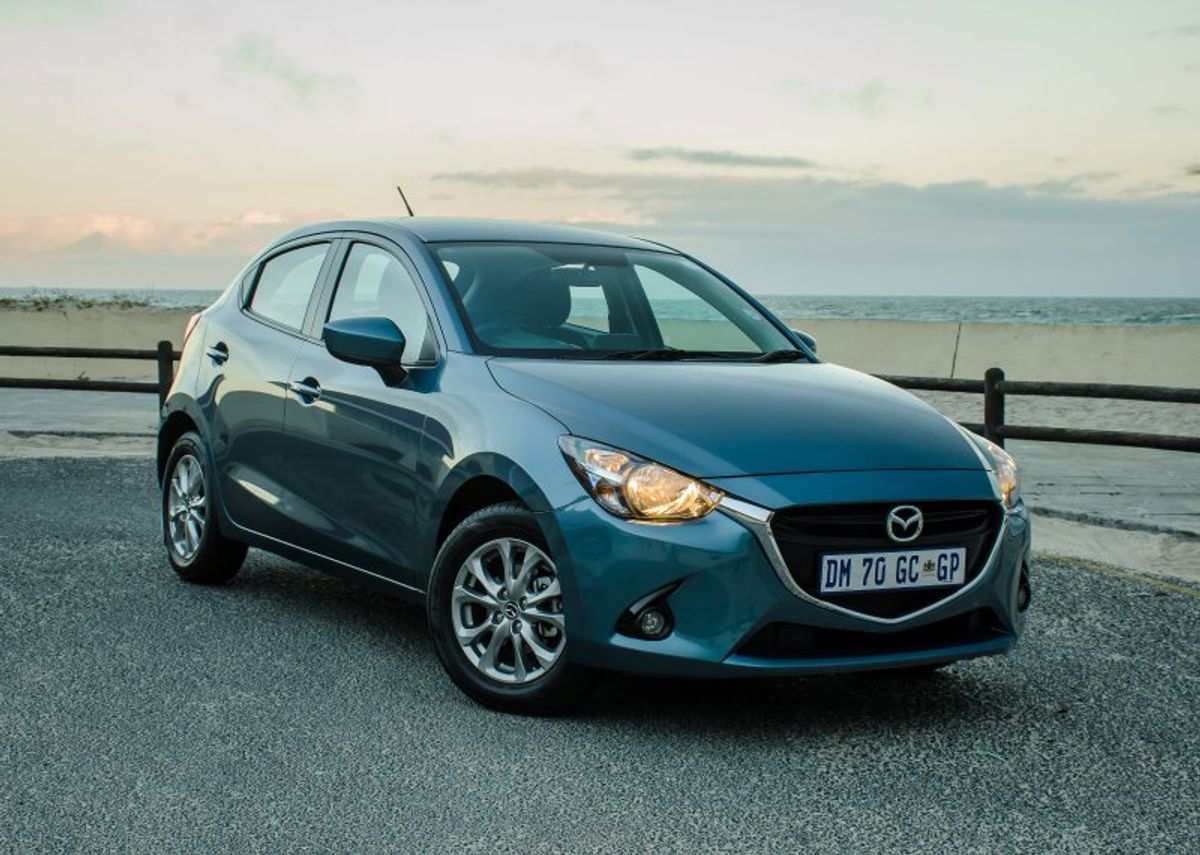 Mazda2 1.5 Dynamic (2015) Review Cars.co.za