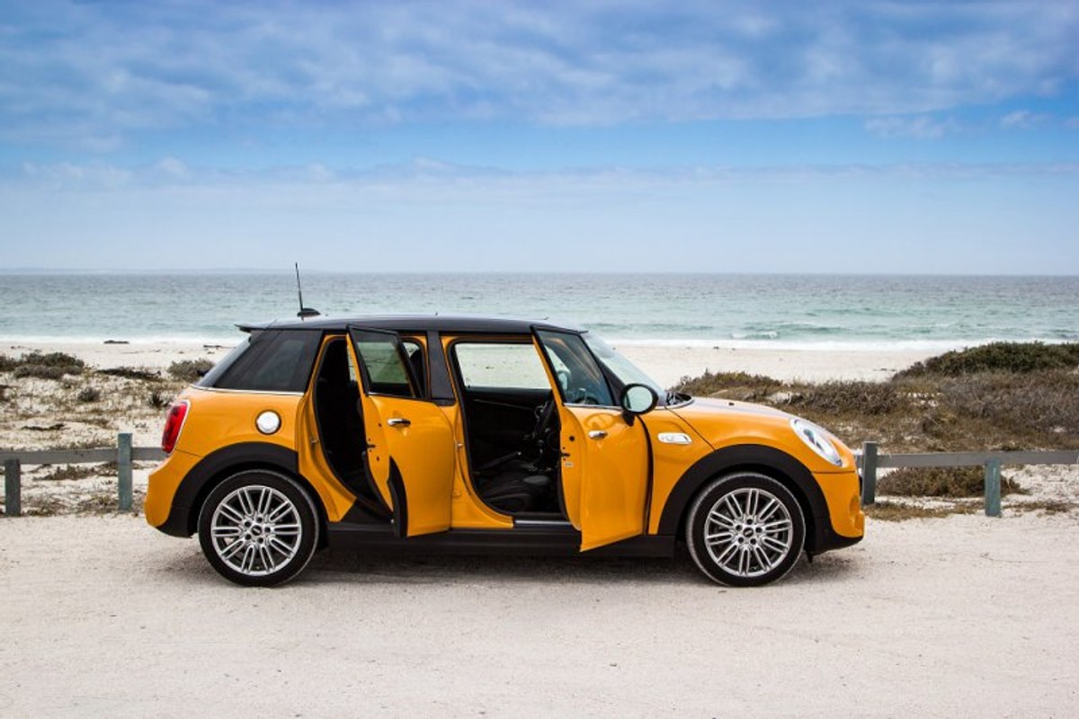 Mini Cooper Hatch 5 Door Review - Mini Cooper Cars