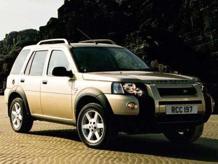 Land Rover Freelander TD4 HSE Automatic Driving Impression