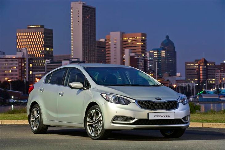 Kia cerato 2013 года