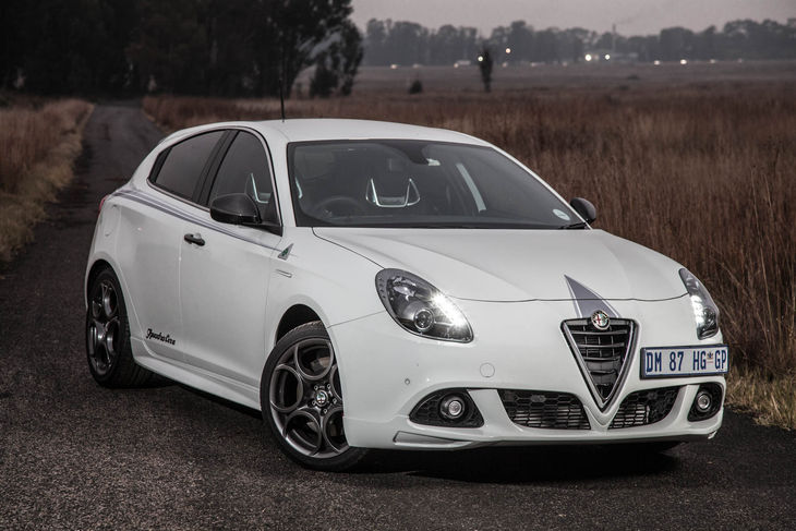 Alfa Romeo Giulietta Squadra Corse 2015 Review Cars Co Za