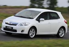 New Toyota Auris Hsd Launched In South Africa Cars Co Za