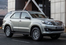 Toyota Land Cruiser 70 Series Gets Upgrade Cars Co Za