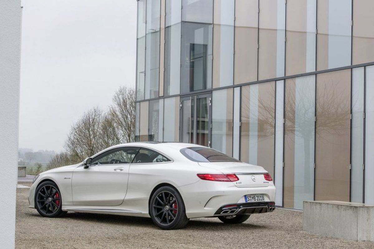 2015 Mercedes-Benz S63 AMG Coupe Officially Unveiled