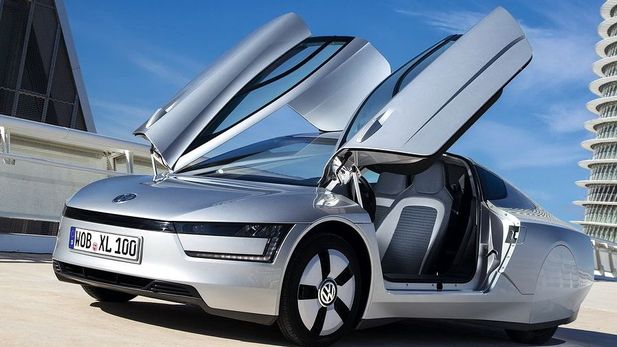 Volkswagen XL1 Officially Goes on Sale