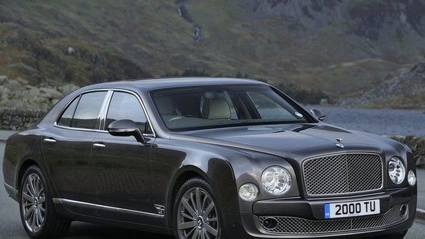 More Powerful Bentley Mulsanne Headed To Paris