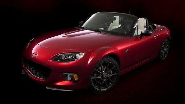2016 Mazda MX-5 Teased