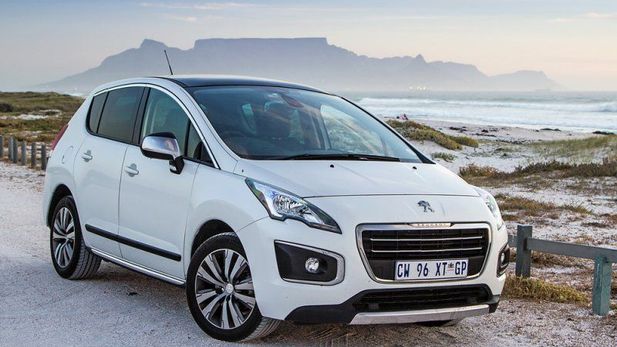 Peugeot 3008 2.0 HDi Allure (2014) Review