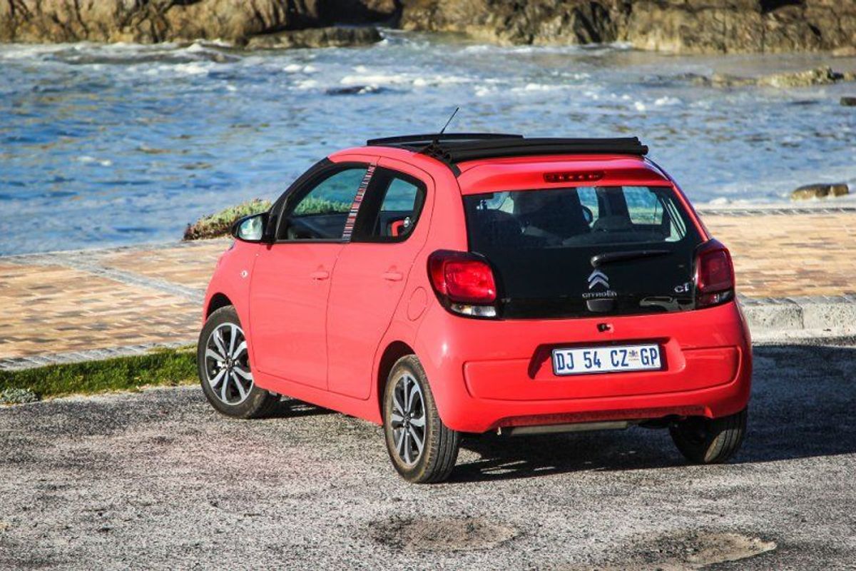 Citroen C1 Airscape (2014) Review