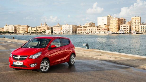Opel Karl Breaks Cover (Video)