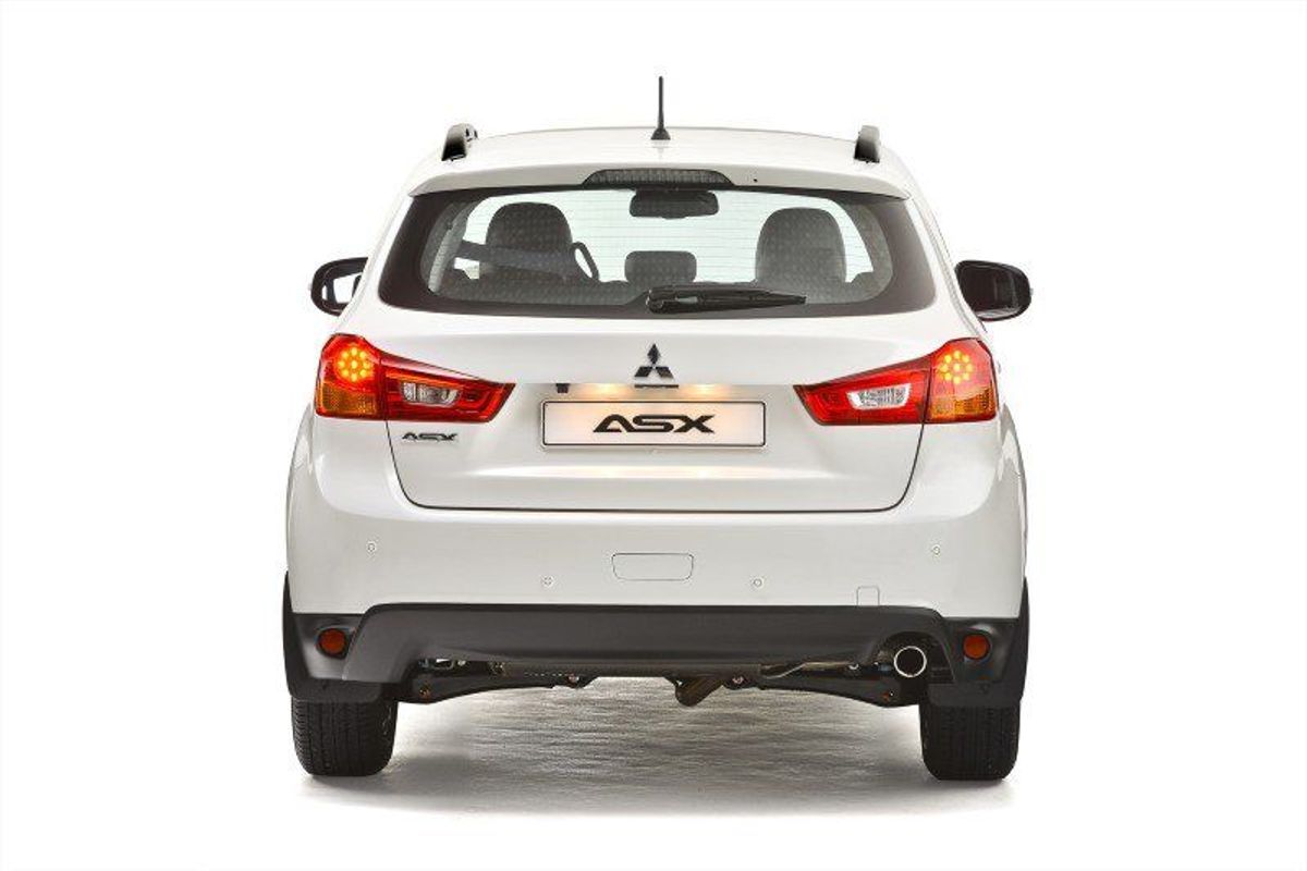 Mitsubishi ASX 2015, 2016, 2017 Review, Features, Specs