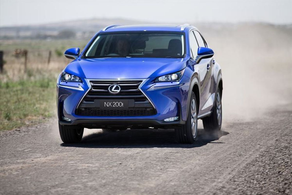 Lexus nx 2010