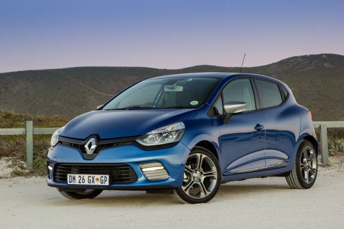Renault Clio (2015) Review
