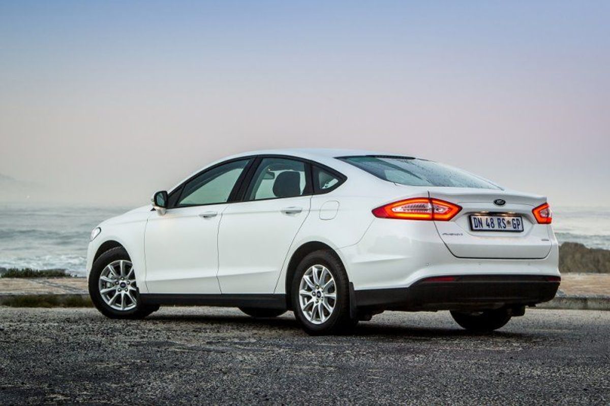 Ford Fusion 1.5 EcoBoost (2015) Review