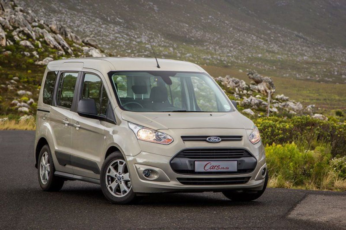 Ford Tourneo Connect 1.0T Trend (2015) Review