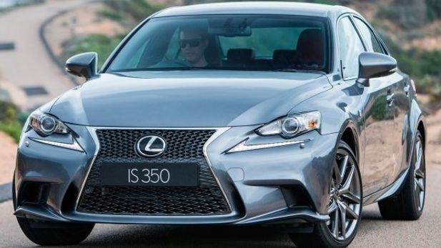 2015 Lexus IS Gets Minor Updates