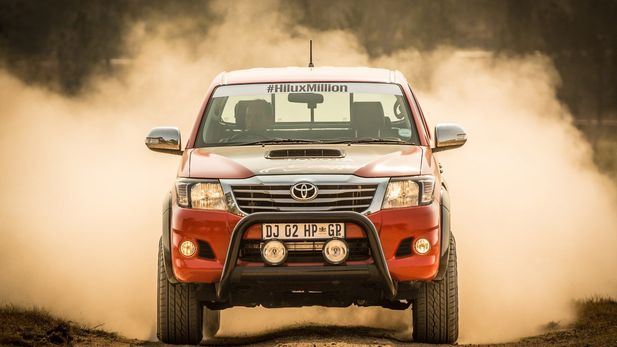 A Toyota Hilux V8 Called REX (Video)