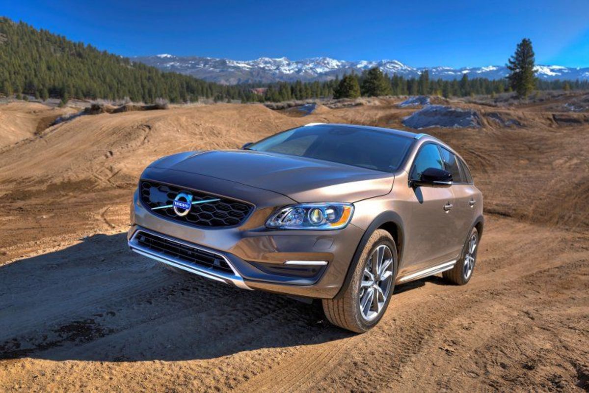 Volvo V60 Cross Country Now in South Africa