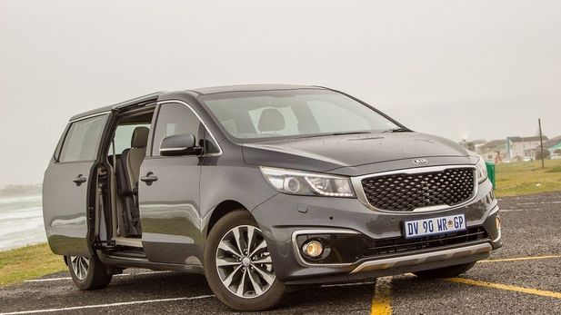 Kia Grand Sedona 2.2 CRD SXL (2015) Review