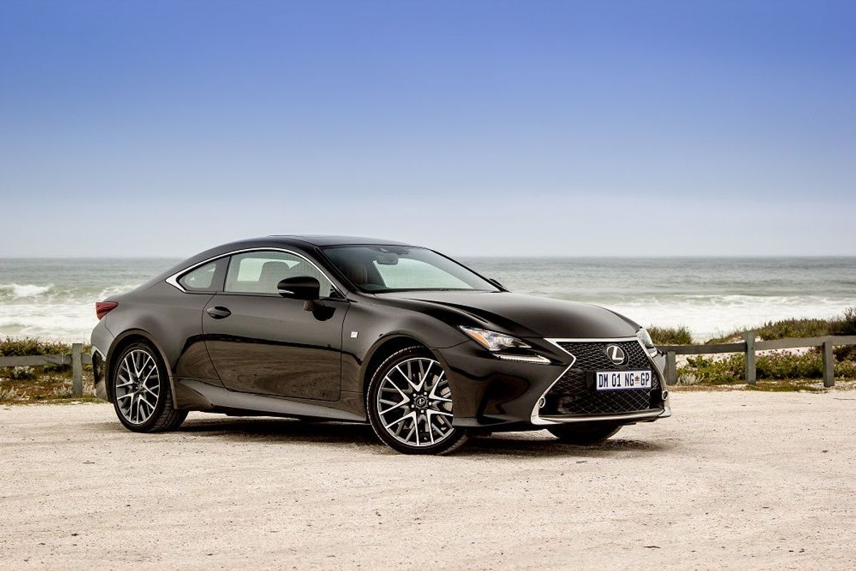 Lexus RC 350 F-Sport (2015) Review