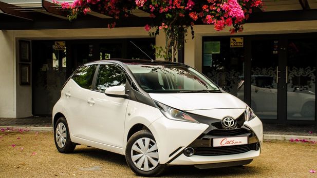 Toyota Aygo 1.0 X-Play (2015) Review