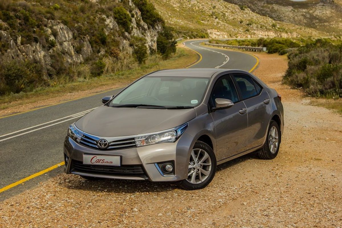 Corolla 2015. Toyota Corolla 2015. Тойота Королла 2015. Тойота cumри. Toyota 2015 arab.