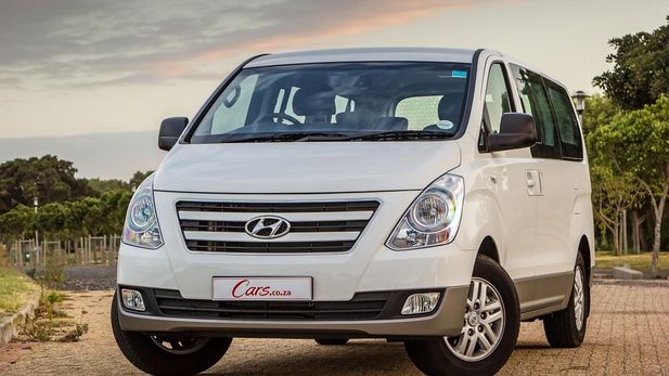 Hyundai H-1 2.5 VGTi 9-seater Bus (2016) Review