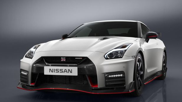 Nissan Reveals the 2017 GT-R Nismo