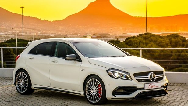Mercedes-AMG A45 4MATIC (2016) Review