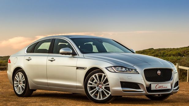 Jaguar XF 20d Prestige (2016) Review