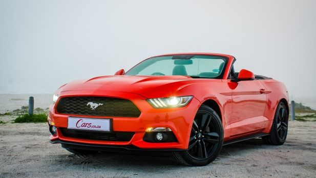 Ford Mustang 2.3 EcoBoost Convertible Automatic (2016) Review