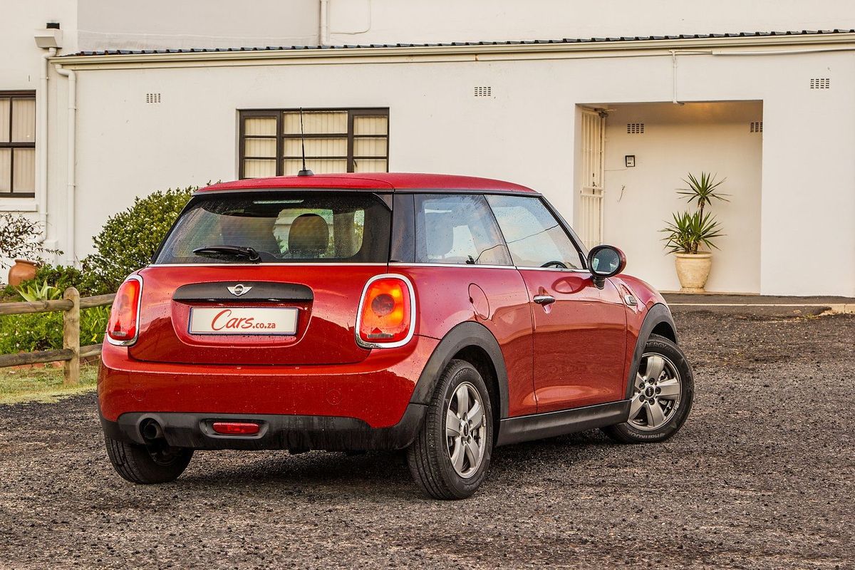 Mini One (2016) Review