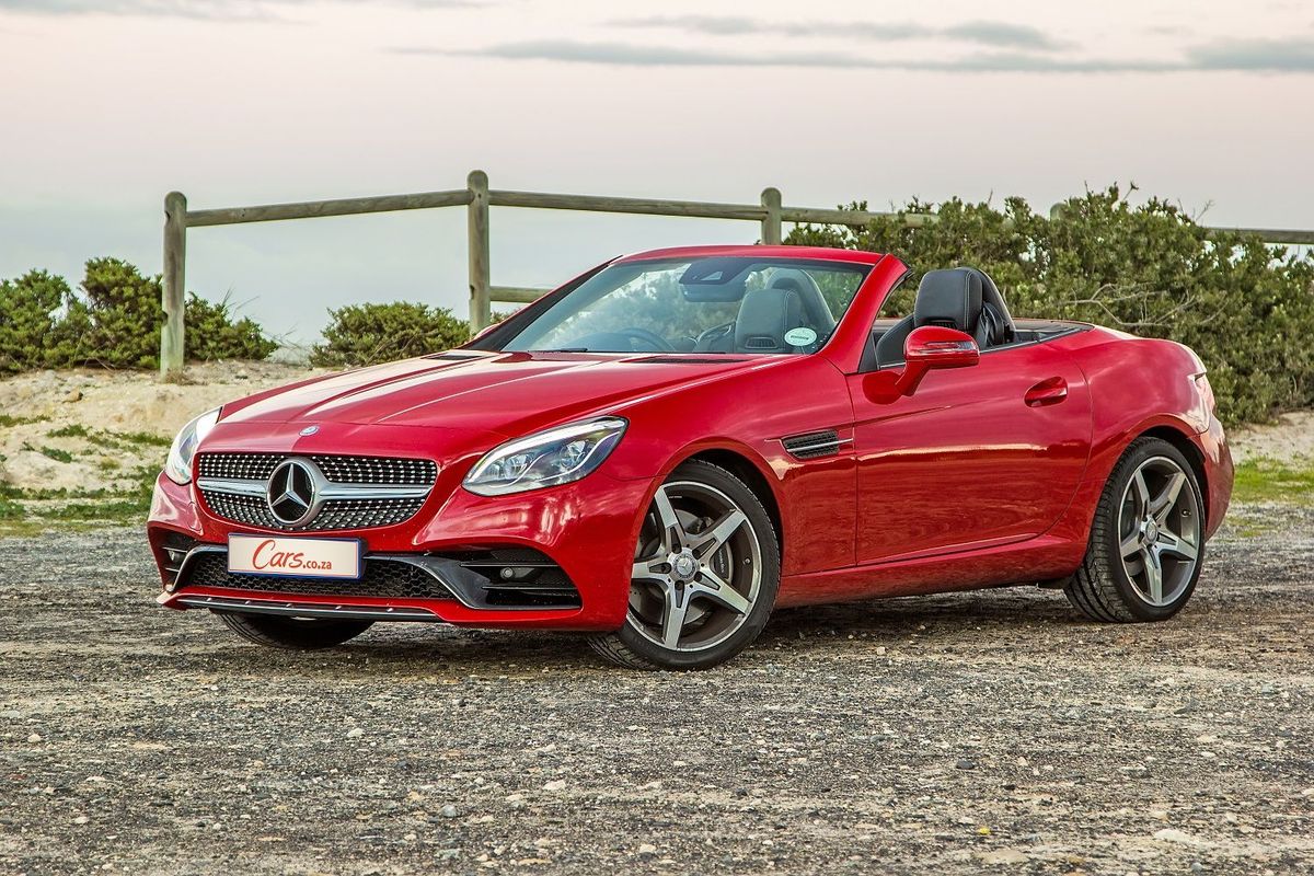 Mercedes-Benz SLC300 (2016) Review