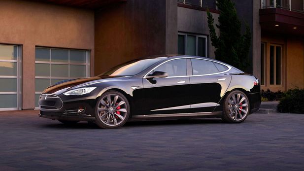 First Drive: Tesla Model S 90 (2016)