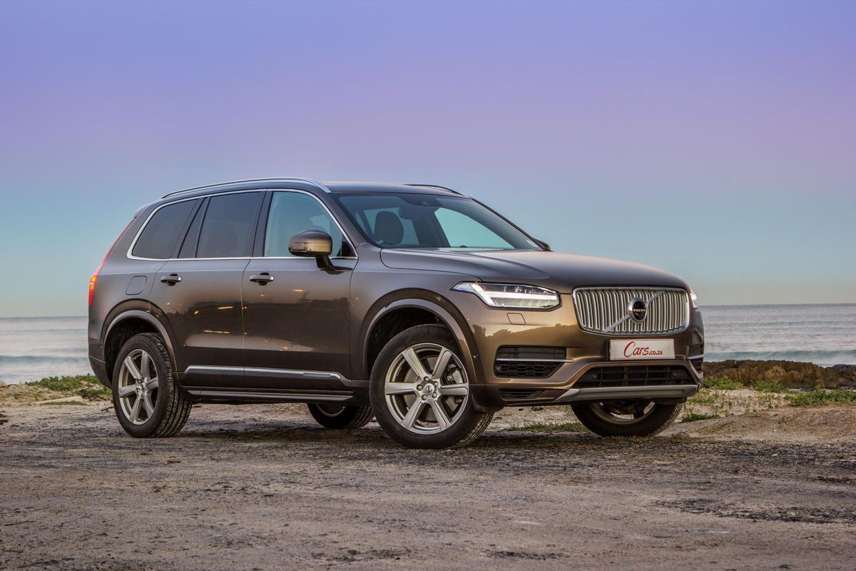 Volvo XC90 T8 Twin Engine AWD Inscription (2016) Review
