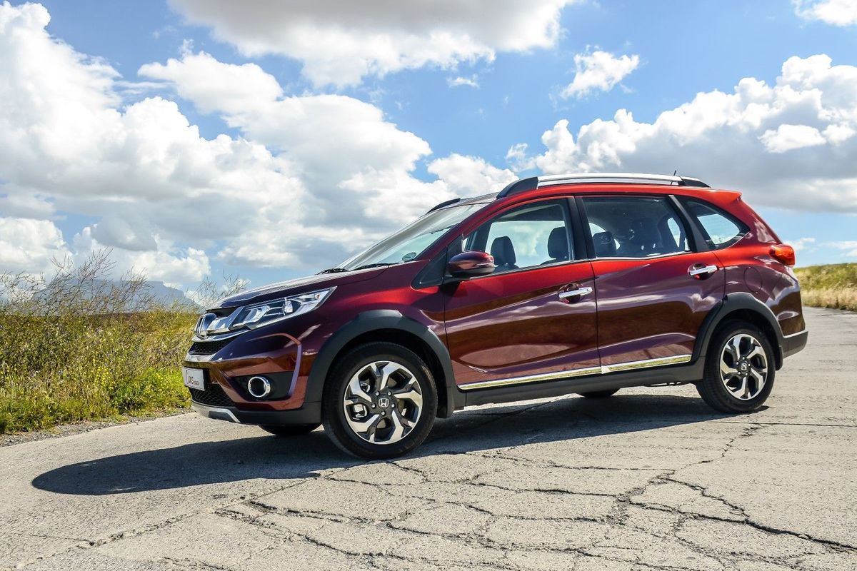 Honda Br V 1 5 Elegance Manual 16 Review