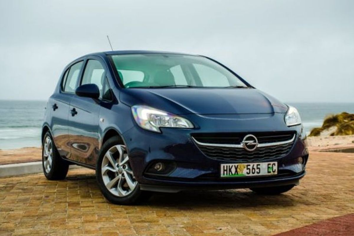 Opel Corsa 1.0T Enjoy (2015) Review