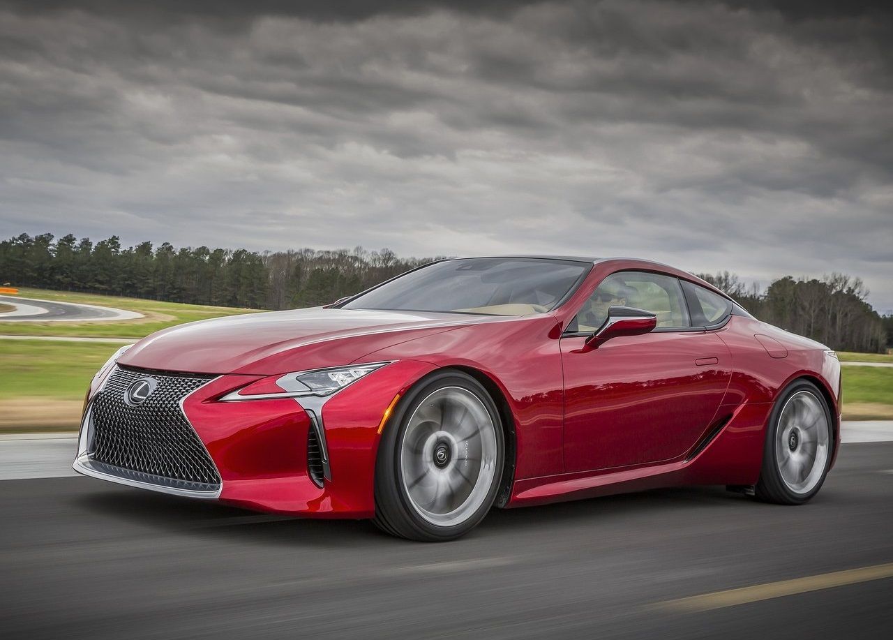 Benchmark Lexus LC500 here in Q2 2017 [Video]