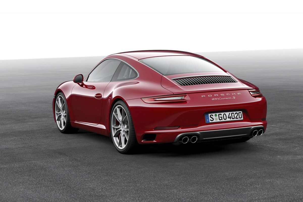 Porsche 911 Carrera S Coupe (2016) First Drive