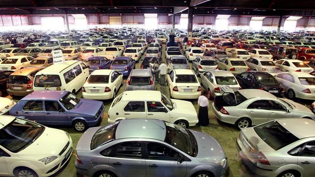 Vehicle Sales: Stormy 2016 bodes well for sunny 2017