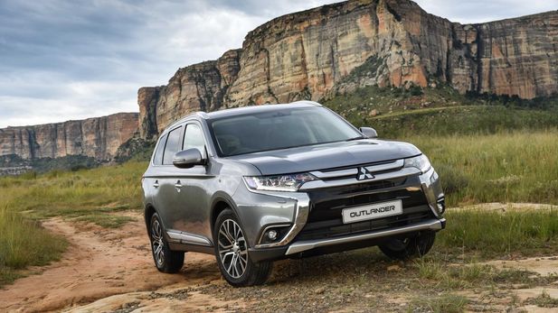 Facelifted Mitsubishi Outlander (2017) Specs & Pricing