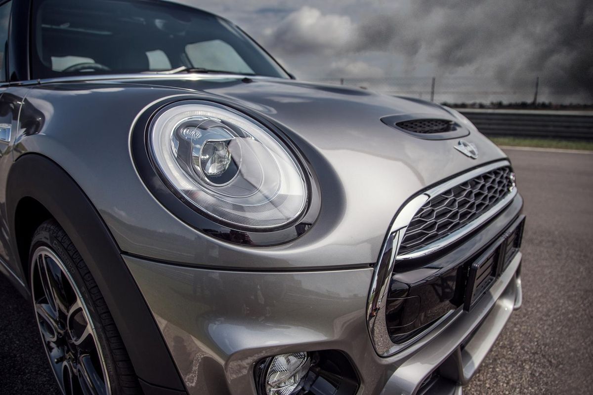 Mini Cooper S Special Edition (2017) Specs & Price