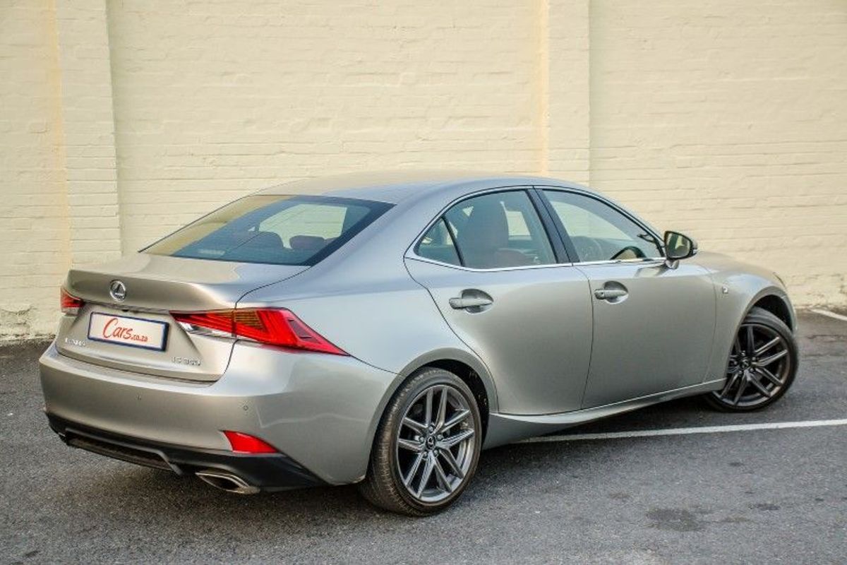 Lexus Is 350 F Sport 2017 Review