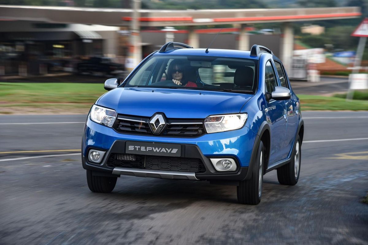 Renault Sandero & Stepway (2017) Specs & Pricing