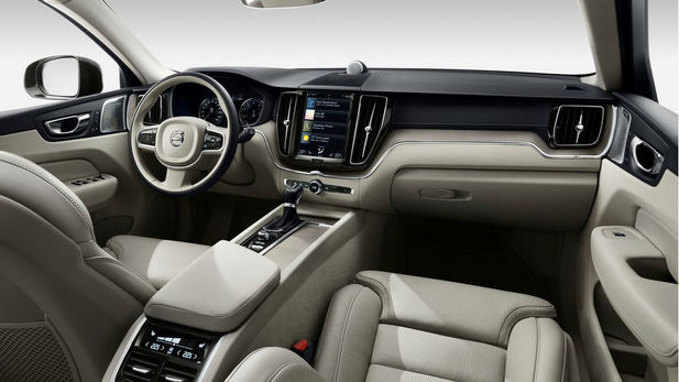 Volvo XC90 vs The Hype