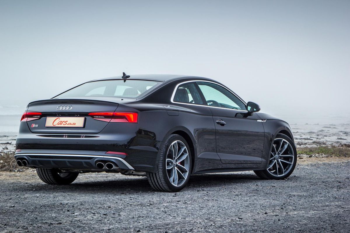 Audi s5 выхлоп