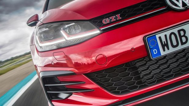 Revealed: Performance Pack for 2017 Volkswagen Golf GTI