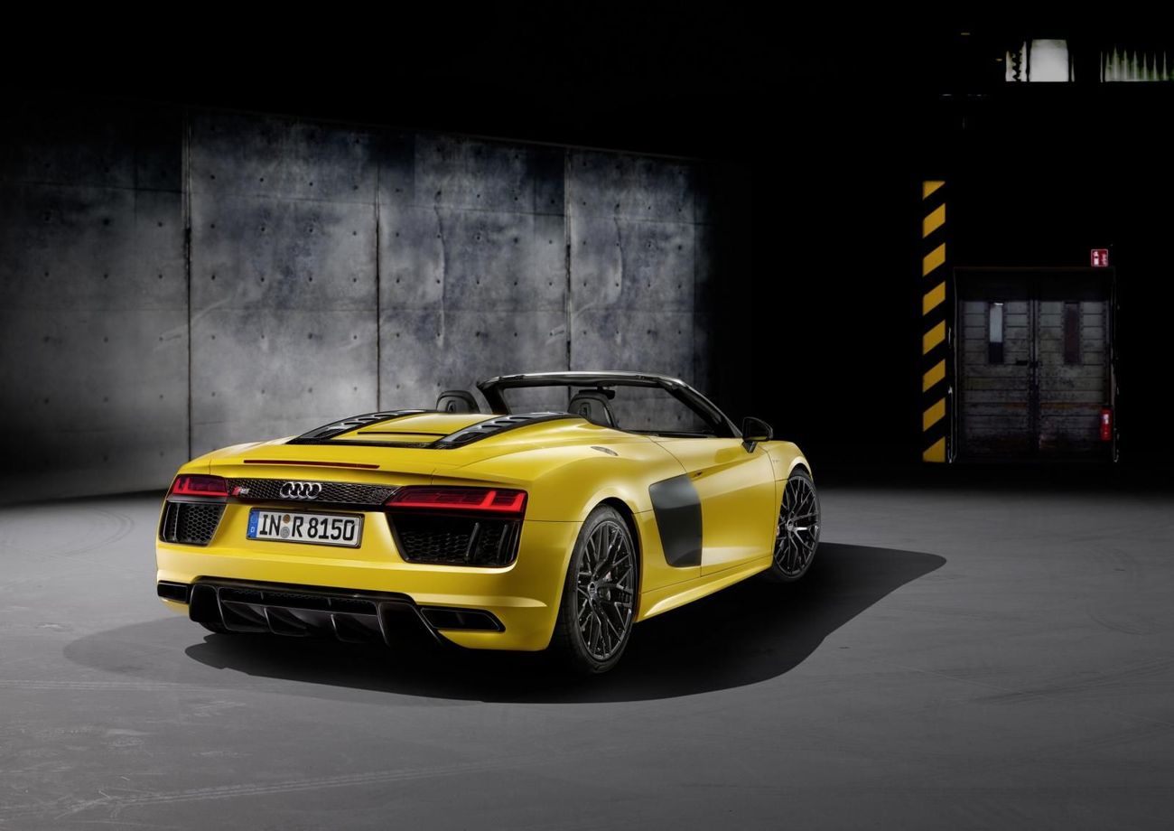 Audi R8 Spyder V10 (2017) Specs & Price