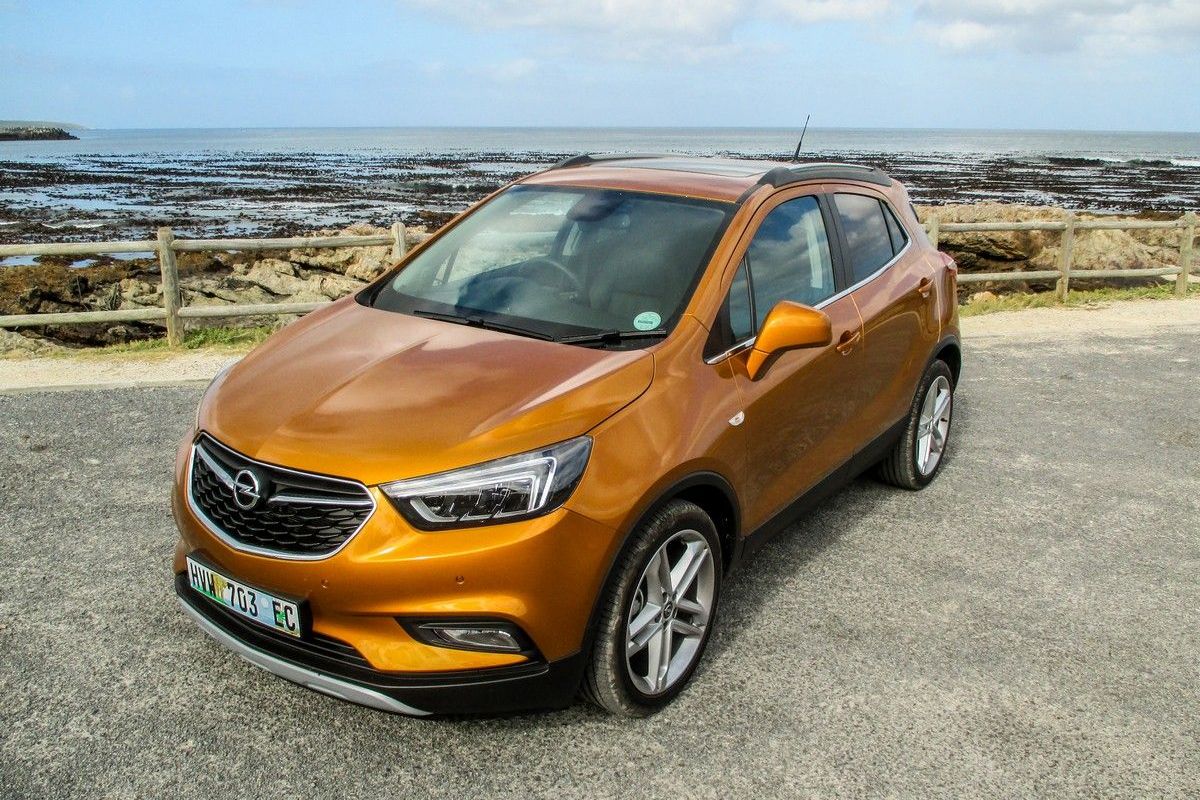 Opel Mokka X facelift unveiled - Drive