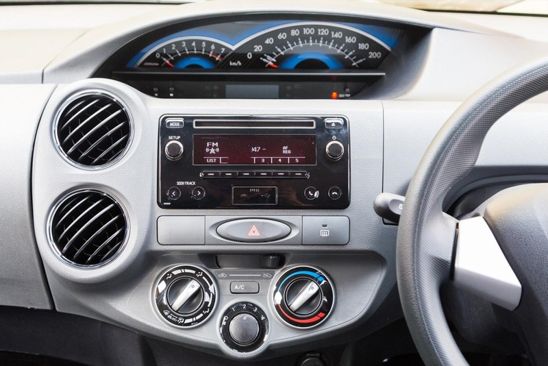 Toyota Platinum Etios 2016 VXD Interior Car Photos - Overdrive